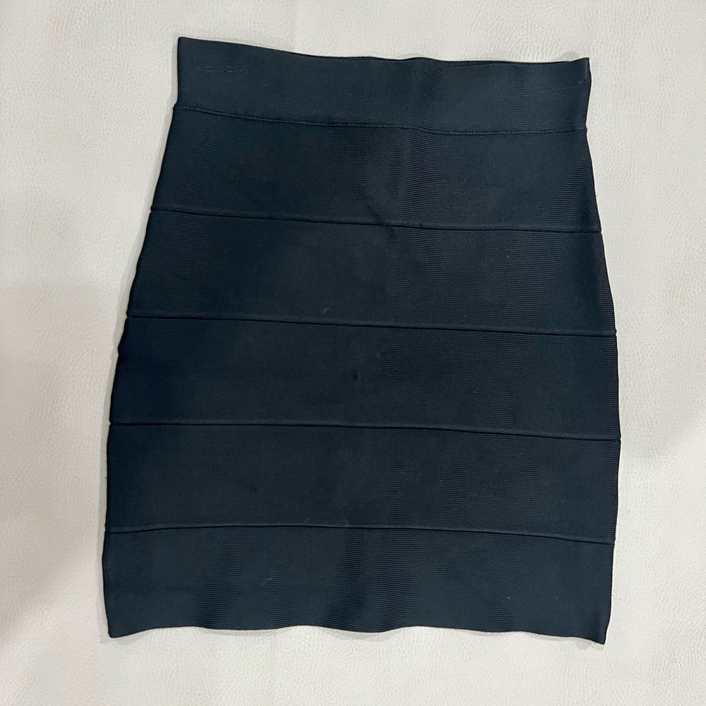 BCBG black skirt